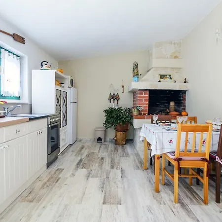 Apartment Old